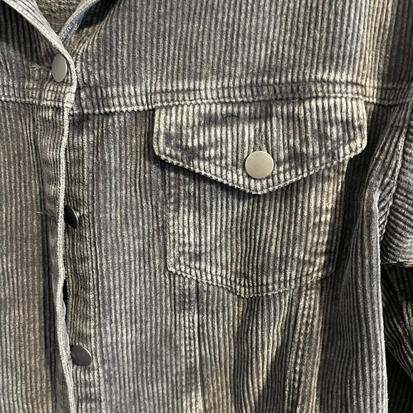 #3310. LCRRRN Cropped Corduroy Gray Jacket. Women's Size M - Picture 2 of 10